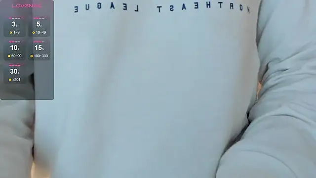 Snapshot of victoria_decapri chatting on December 14, 2025, 8:14 pm victoria decapri online show from December 14, 2025, 8:14 pm