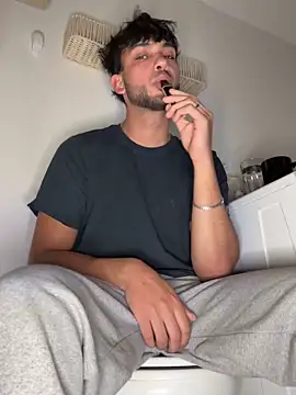 Gipsyboysteve online show from February 21, 2026, 2:57 am