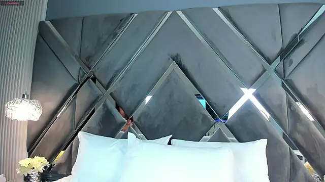 CoraimaSahin online show from December 21, 2025, 4:03 am