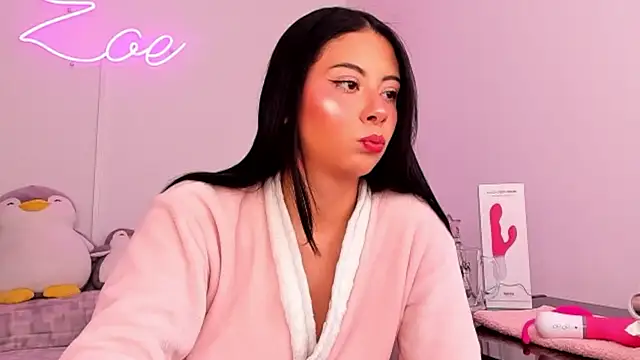 zoecams1 online show from February 9, 2026, 4:38 pm