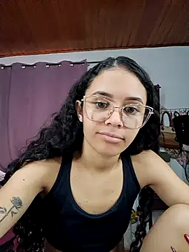 Snapshot of Britany_Sweety chatting on October 19, 2025, 1:14 pm Britany Sweety online show from October 19, 2025, 1:14 pm