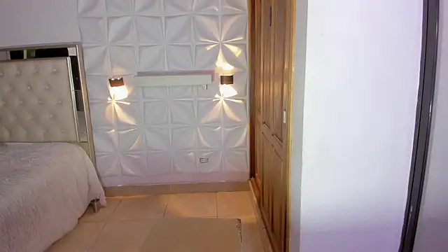 Snapshot of Wyatt_Rose chatting on December 4, 2025, 3:38 am Wyatt Rose online show from December 4, 2025, 3:38 am