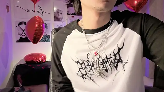 Snapshot of davoxer chatting on February 15, 2026, 2:23 am davoxer online show from February 15, 2026, 2:23 am