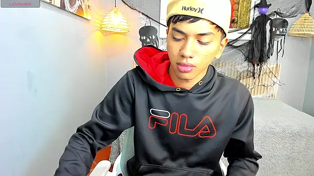 markbowie online show from October 29, 2025, 11:42 am