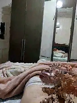 Snapshot of Gustavo198045 chatting on November 16, 2025, 3:55 am Gustavo198045 online show from November 16, 2025, 3:55 am