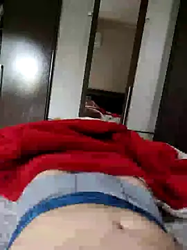 Snapshot of Gustavo198045 chatting on November 12, 2025, 11:36 am Gustavo198045 online show from November 12, 2025, 11:36 am