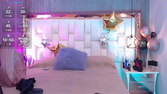 Foxxy Doll online show from November 8, 2025, 4:32 pm