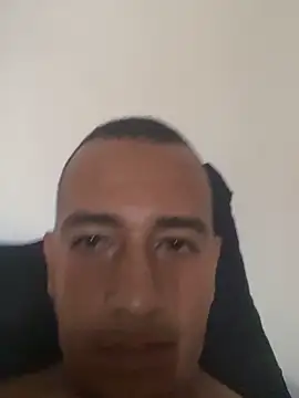 Snapshot of Juantorres4646 chatting on February 1, 2026, 7:45 pm Juantorres4646 online show from February 1, 2026, 7:45 pm