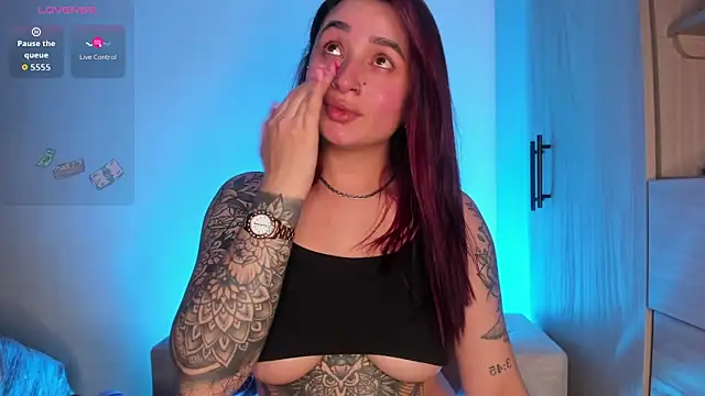 Snapshot of scarlett_Collinss chatting on February 27, 2026, 5:29 am scarlett Collinss online show from February 27, 2026, 5:29 am