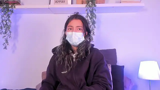 Snapshot of Vampgyal chatting on November 14, 2025, 8:34 pm Vampgyal online show from November 14, 2025, 8:34 pm