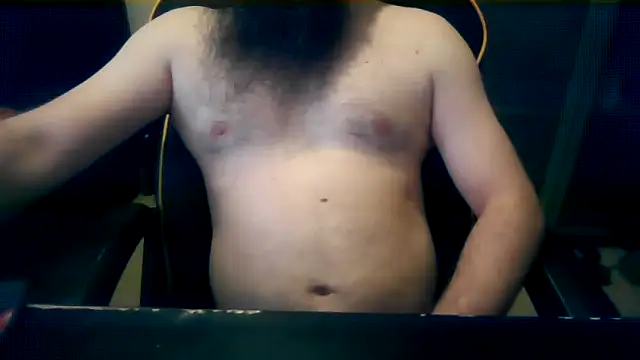 Snapshot of LondonMan1988 chatting on February 8, 2026, 11:02 pm LondonMan1988 online show from February 8, 2026, 11:02 pm