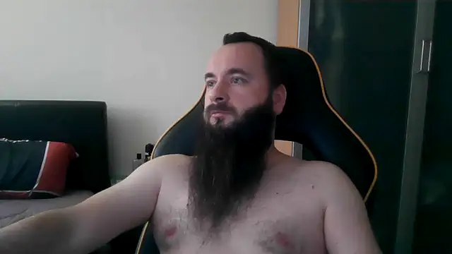 Snapshot of LondonMan1988 chatting on February 21, 2026, 10:17 am LondonMan1988 online show from February 21, 2026, 10:17 am