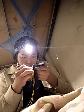 naop04 online show from November 3, 2025, 12:27 am