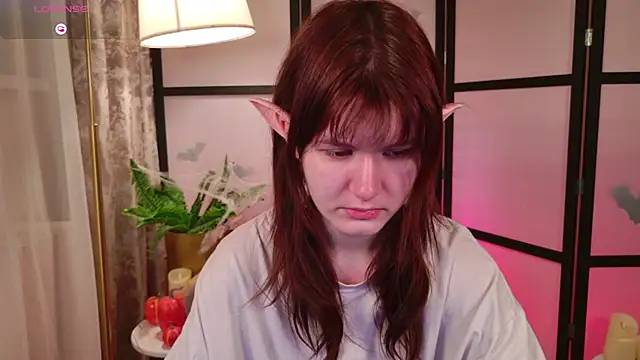 Snapshot of Aria_Vox chatting on October 24, 2025, 7:18 am Aria Vox online show from October 24, 2025, 7:18 am