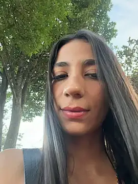 -juicy  online show from June 12, 2026, 10:51 pm