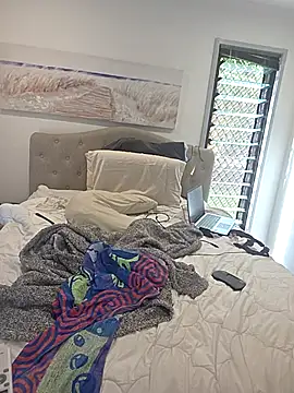 iamthepublickmasterbater online show from April 9, 2026, 11:55 pm