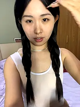 Snapshot of Abby_0505 chatting on November 13, 2025, 4:44 pm Abby 0505 online show from November 13, 2025, 4:44 pm