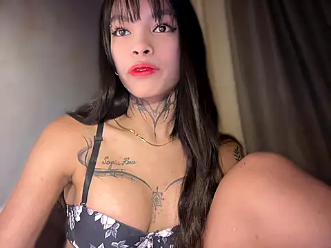 Sugarcandyyy online show from April 22, 2026, 4:03 pm