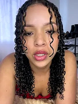 Snapshot of Yasmin777_ chatting on September 14, 2025, 8:31 pm Yasmin777 online show from September 14, 2025, 8:31 pm