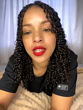 Snapshot of Yasmin777_ chatting on November 7, 2025, 8:46 pm Yasmin777 online show from November 7, 2025, 8:46 pm