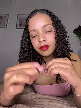 Snapshot of Yasmin777_ chatting on May 2, 2026, 3:45 am Yasmin777 online show from May 2, 2026, 3:45 am