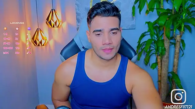 Snapshot of AndresR3 chatting on October 1, 2025, 1:22 am AndresR3 online show from October 1, 2025, 1:22 am