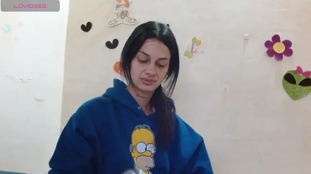 Akasha001 online show from November 19, 2025, 12:32 am