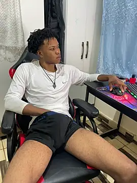 Snapshot of eunegrao chatting on June 11, 2026, 2:33 am eunegrao online show from June 11, 2026, 2:33 am