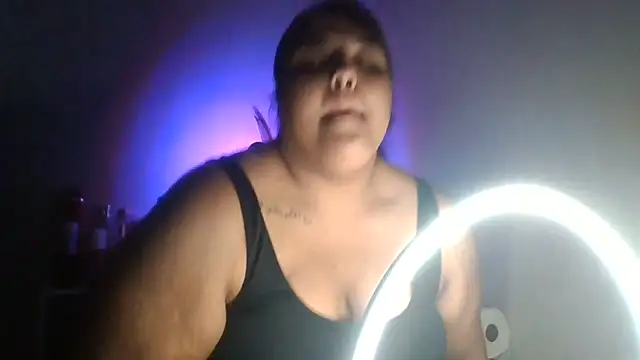 Snapshot of 1n0nlythroat chatting on July 2, 2026, 3:23 am 1n0nlythroat online show from July 2, 2026, 3:23 am