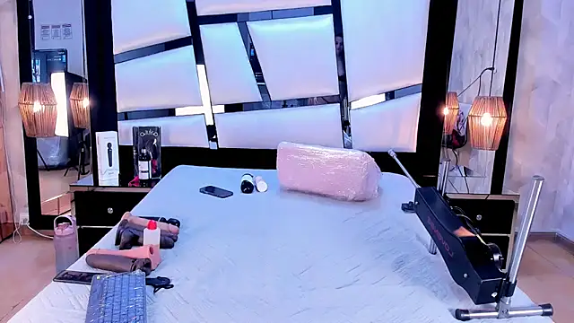 Snapshot of JuliaDavis_1 chatting on October 27, 2025, 3:51 am JuliaDavis 1 online show from October 27, 2025, 3:51 am