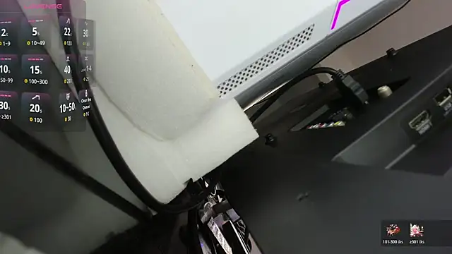 Snapshot of blue_wxw chatting on December 4, 2025, 5:50 am blue wxw online show from December 4, 2025, 5:50 am