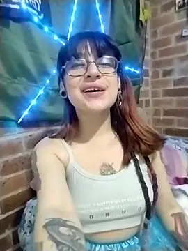  Alaskamisa online show from December 14, 2025, 11:32 pm