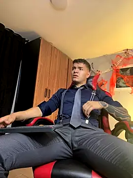 Snapshot of ALPHA_DOMINUS_ chatting on October 23, 2025, 4:33 am ALPHA DOMINUS online show from October 23, 2025, 4:33 am