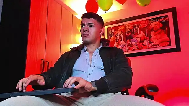 Snapshot of ALPHA_DOMINUS_ chatting on December 5, 2025, 4:00 am ALPHA DOMINUS online show from December 5, 2025, 4:00 am