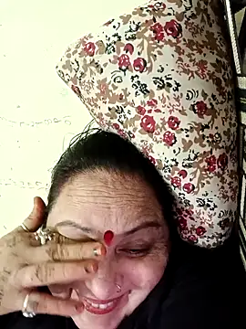 Snapshot of Sexyshott chatting on October 20, 2025, 6:41 pm Sexyshott online show from October 20, 2025, 6:41 pm