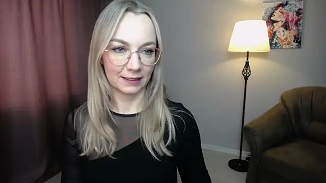 Snapshot of Ava_Elior chatting on November 26, 2025, 11:10 am Ava Elior online show from November 26, 2025, 11:10 am