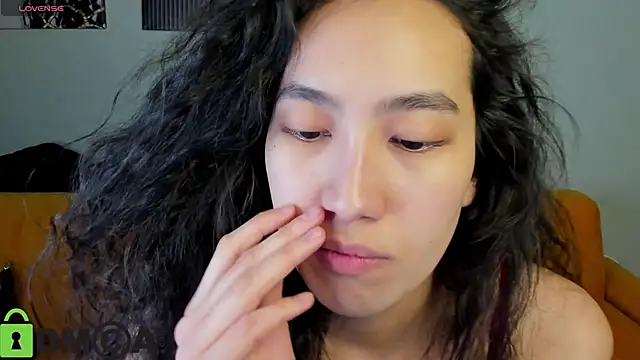 FlirtyAura online show from March 24, 2026, 3:39 am