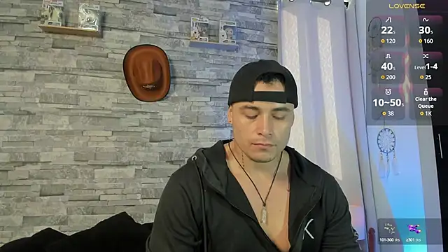 connorsmiith online show from October 24, 2025, 1:21 pm