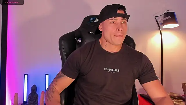 Snapshot of connorsmiith chatting on July 6, 2026, 12:45 pm connorsmiith online show from July 6, 2026, 12:45 pm