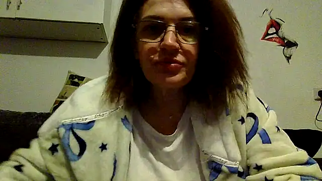 RubyyRosee online show from February 18, 2026, 6:22 am