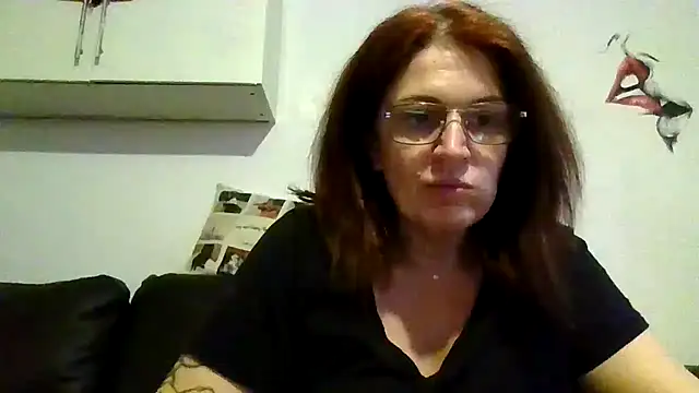 Snapshot of RubyyRosee chatting on May 10, 2026, 6:54 pm RubyyRosee online show from May 10, 2026, 6:54 pm
