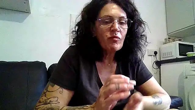 Snapshot of RubyyRosee chatting on July 10, 2026, 6:02 am RubyyRosee online show from July 10, 2026, 6:02 am