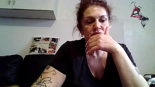 Snapshot of RubyyRosee chatting on May 6, 2026, 6:06 am RubyyRosee online show from May 6, 2026, 6:06 am