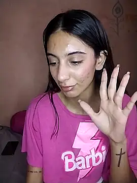 Snapshot of M4tute chatting on February 18, 2026, 8:27 pm M4tute online show from February 18, 2026, 8:27 pm