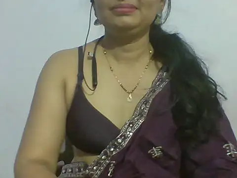 Marathi q4een01 online show from June 12, 2026, 4:32 am