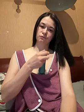 Maryna2000 online show from May 22, 2026, 6:06 pm