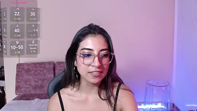 Susanahendrix online show from March 26, 2026, 6:17 pm