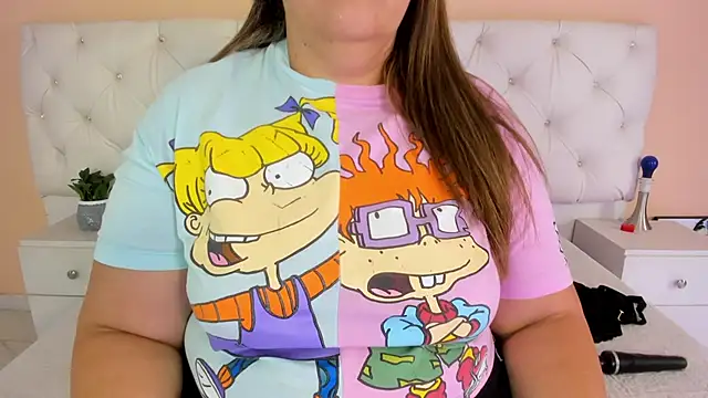 Snapshot of katte_landerr chatting on December 17, 2025, 1:27 pm katte landerr online show from December 17, 2025, 1:27 pm