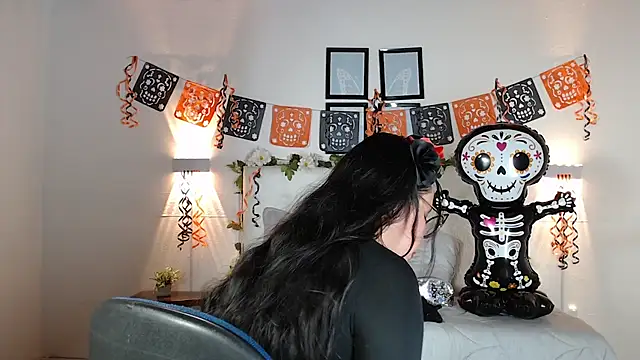 Snapshot of Megan_05_ chatting on November 1, 2025, 6:02 pm Megan 05 online show from November 1, 2025, 6:02 pm