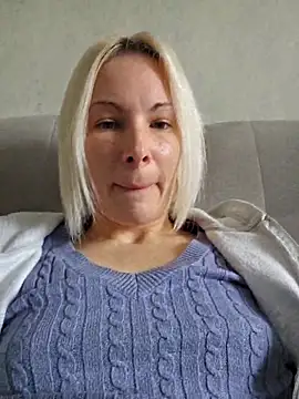 Sunny-Sin online show from February 2, 2026, 11:20 am